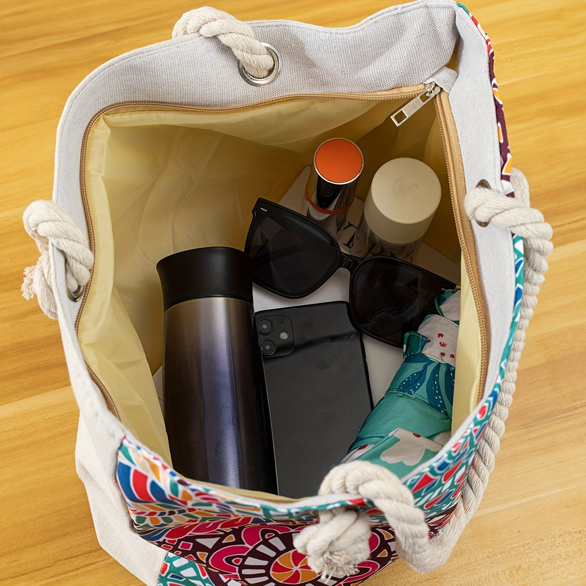 Stylish Beach Bag  - Sandproof, Waterproof & Pocket Zipper Tote | Ginger Bear Boutique
